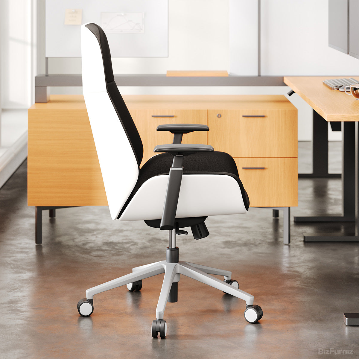 High-Back Executive Office Chair with Ergonomic Reclining Design, 360° Rotation, and Smooth Casters product photo 3