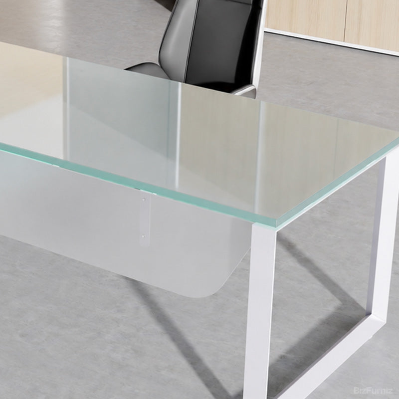 Wide Transparent Desktop with an Easy-Clean Surface