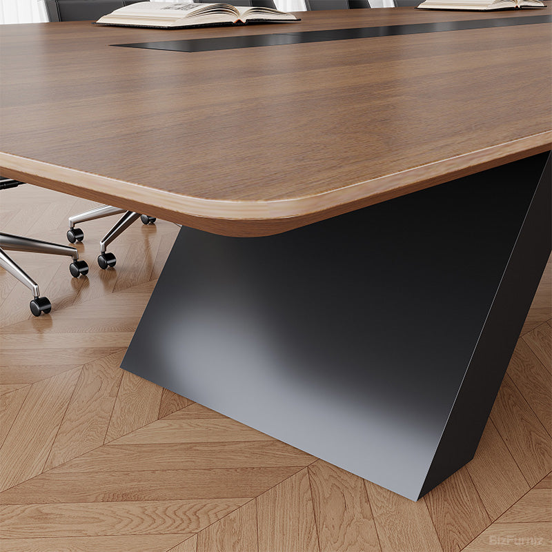 Stable Angled Leg Design